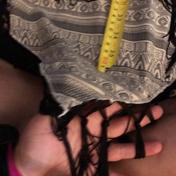 LEI print black & white open front kimono ,swimwear cover up w/ fringe NWT - Picture 7 of 9